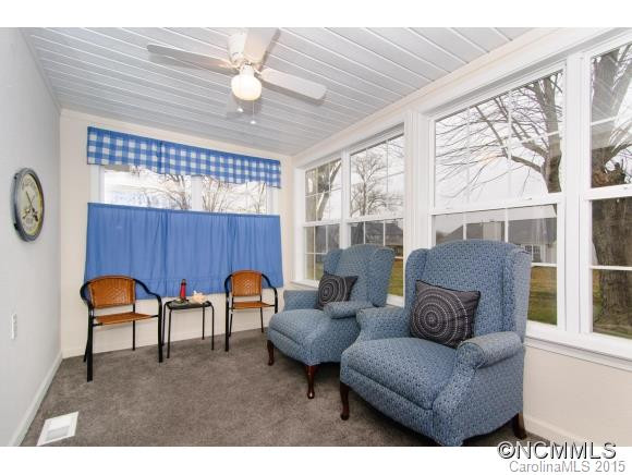 31 Meadow Walk Ct - Photo 5