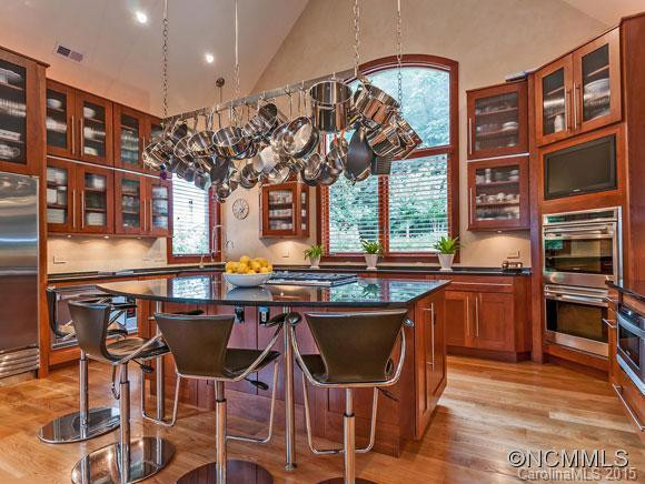 384 Chapel Point - Photo 4