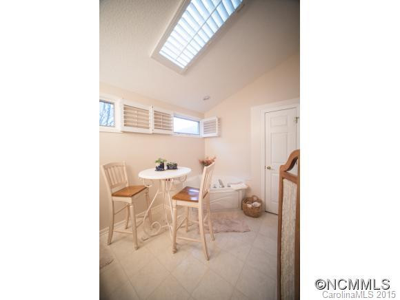 24 Caton Place - Photo 9