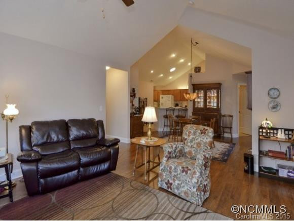 28 BRAEBURN WAY - Photo 4
