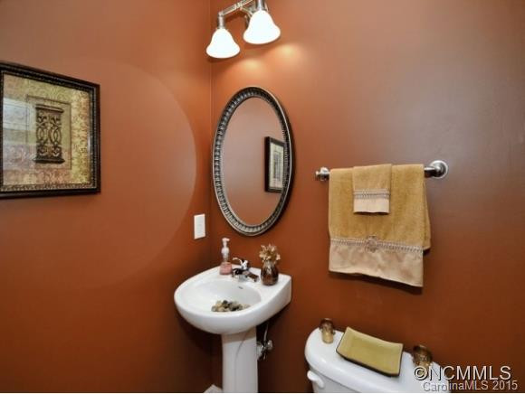 101 FAIRVIEW OAKS LN - Photo 11