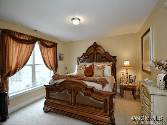 101 FAIRVIEW OAKS LN - Photo 12