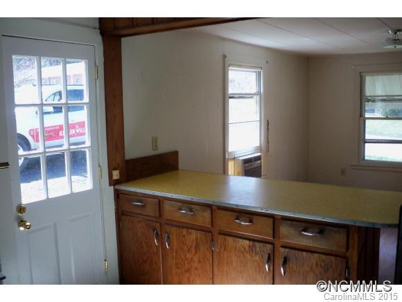 197 Mulberry St - Photo 3