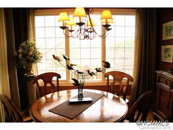 77 Meadow View Road - Photo 13