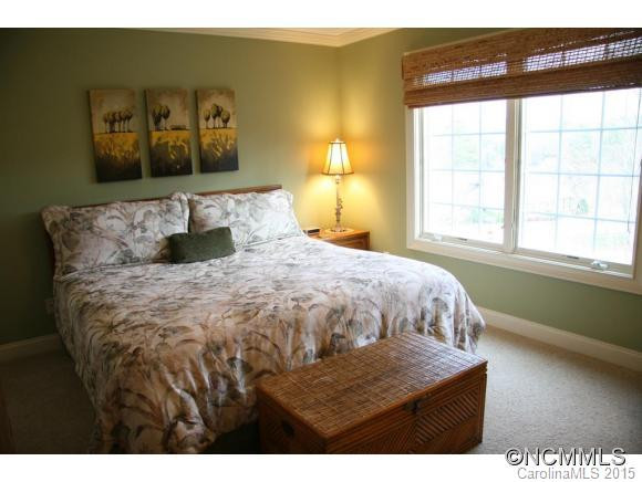 77 Meadow View Road - Photo 18