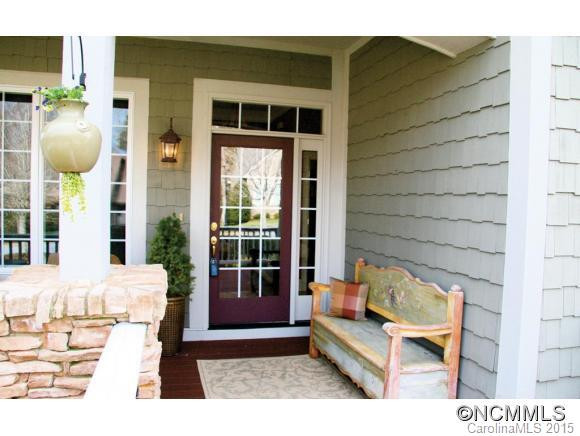 77 Meadow View Road - Photo 4