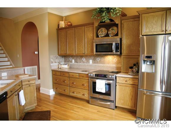 77 Meadow View Road - Photo 9
