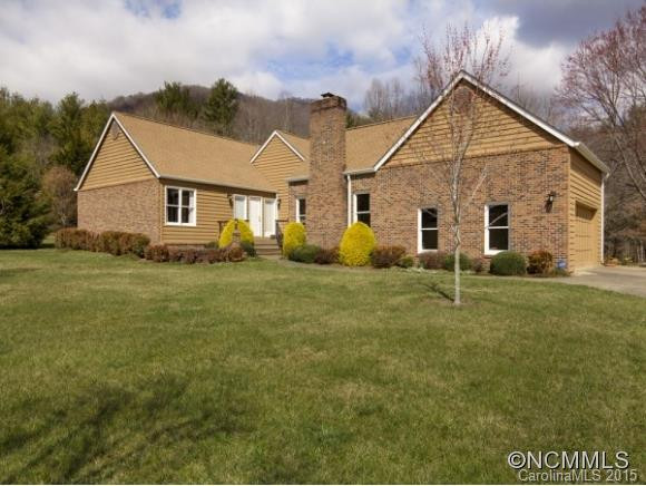 4 ARROW PLACE