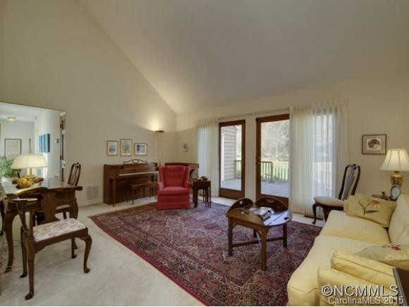4 ARROW PLACE - Photo 3