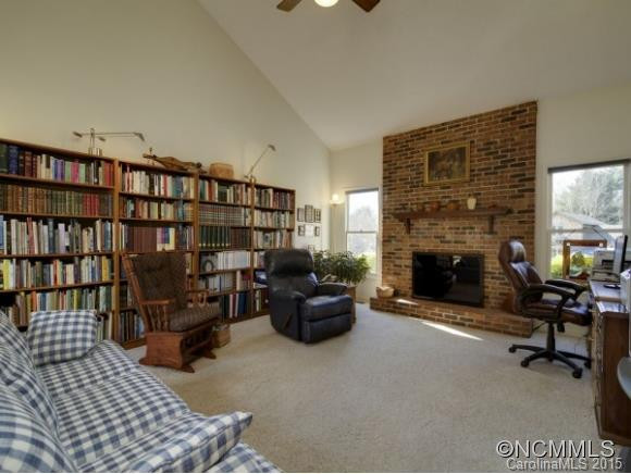 4 ARROW PLACE - Photo 4