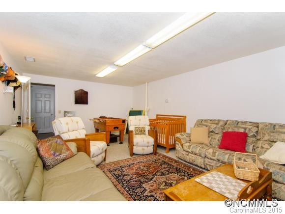 359 Grace Way - Photo 18