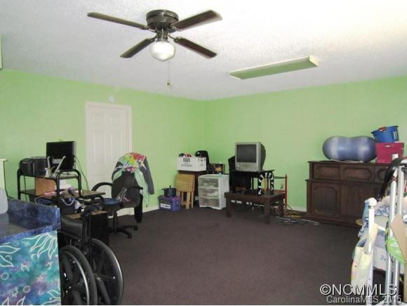 3325 Crooked Creek Road - Photo 14