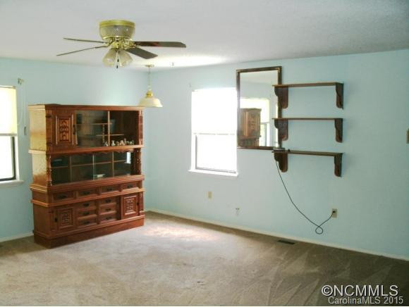 3325 Crooked Creek Road - Photo 4