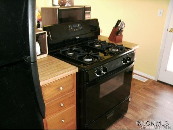 3325 Crooked Creek Road - Photo 6