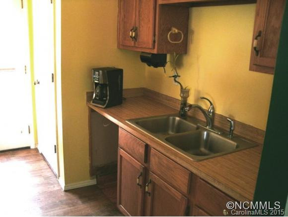 3325 Crooked Creek Road - Photo 8