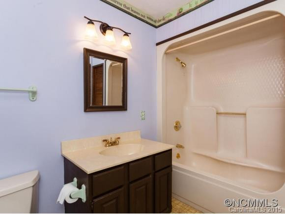 213 Deerpath Lane - Photo 11