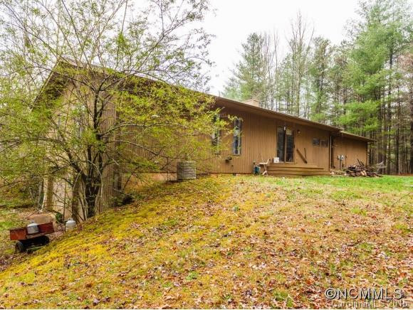 213 Deerpath Lane - Photo 14