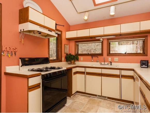 213 Deerpath Lane - Photo 6