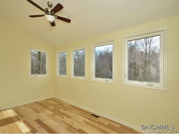 76 WAYNESVILLE AVE - Photo 5