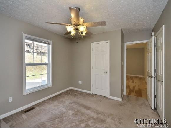 76 WAYNESVILLE AVE - Photo 10