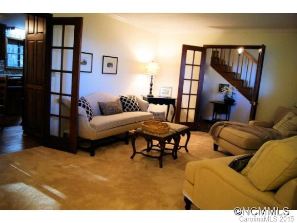 684 Jacks Creek Road - Photo 10