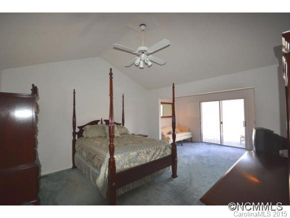 484 Duck Pond Lane - Photo 16