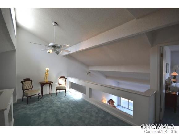484 Duck Pond Lane - Photo 18