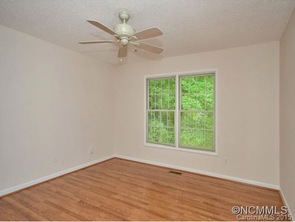 21 FOX VALLEY COURT - Photo 18