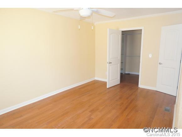 167 Johnson Circle - Photo 5
