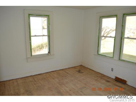 201 Keller St. - Photo 3