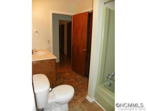 108 Pinecrest Drive - Photo 11