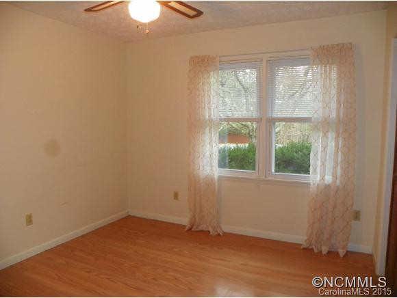 108 Pinecrest Drive - Photo 8