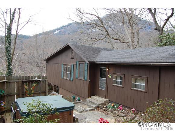 395 Terrace Drive - Photo 2