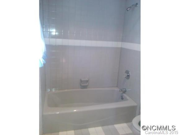 1009 Saddlebrook Drive - Photo 16