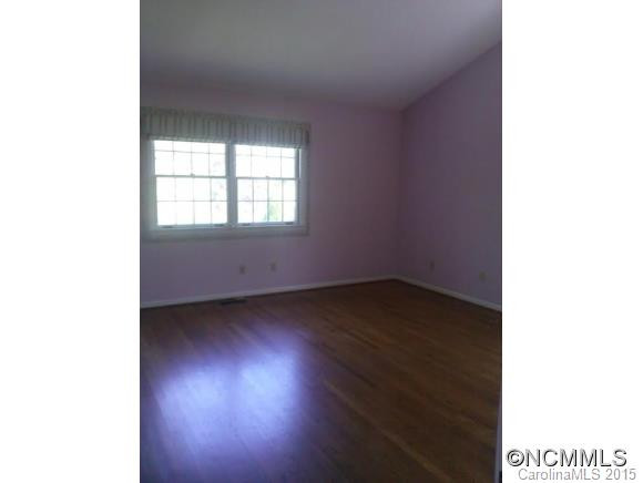 1009 Saddlebrook Drive - Photo 10