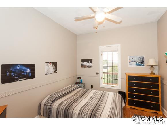269 Holcombe Cove - Photo 13