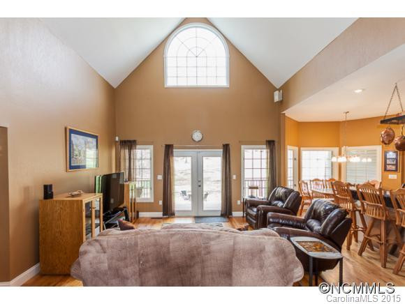 269 Holcombe Cove - Photo 3