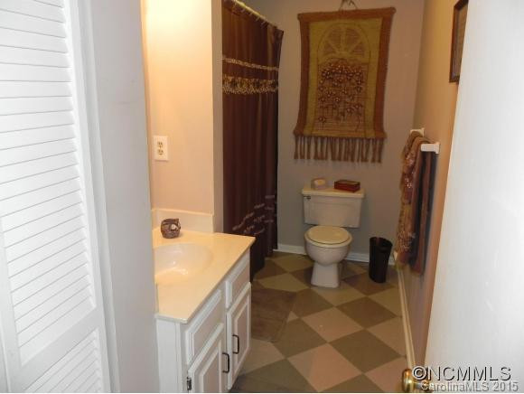 308 Woodfield Dr - Photo 13