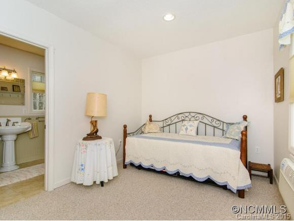543 Hunters Glen Lane - Photo 19