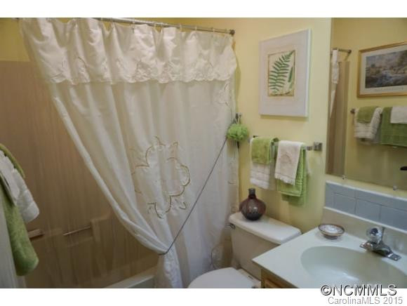 90 Lakeview Court - Photo 13