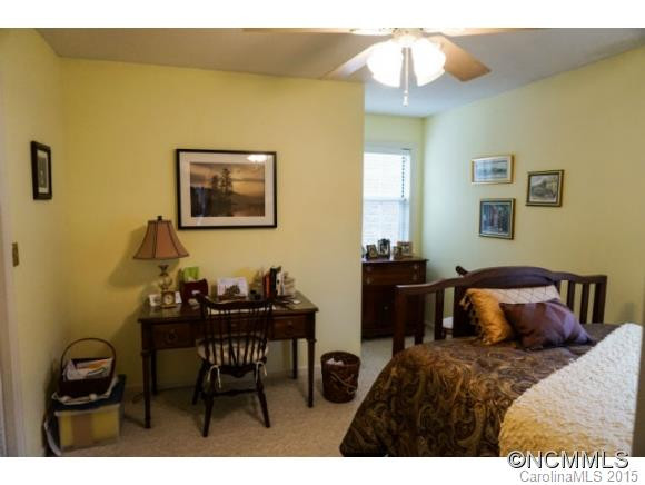 90 Lakeview Court - Photo 15