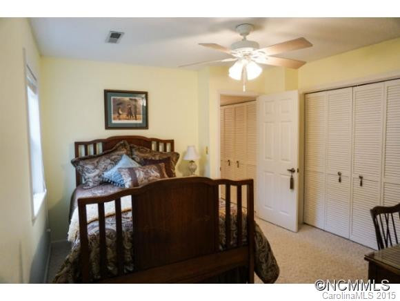 90 Lakeview Court - Photo 16