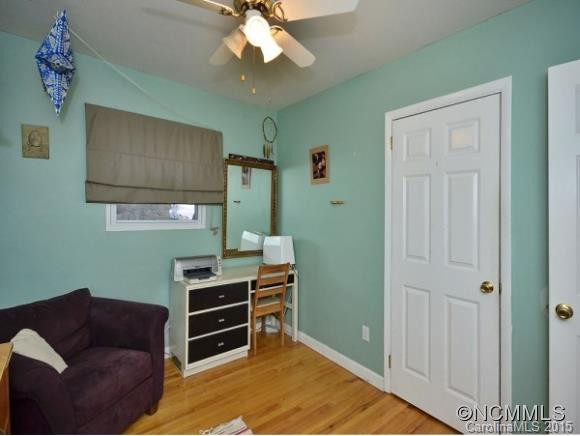 297 Fairfax Avenue - Photo 8