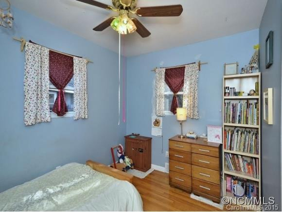 297 Fairfax Avenue - Photo 10