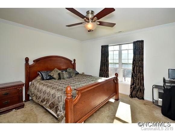 525 East Street - Photo 6