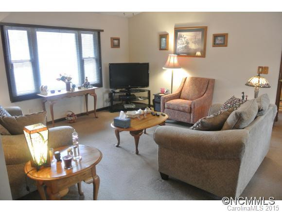 15 Maybury Court - Photo 2