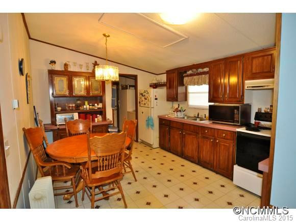 21 Reeves Road - Photo 2