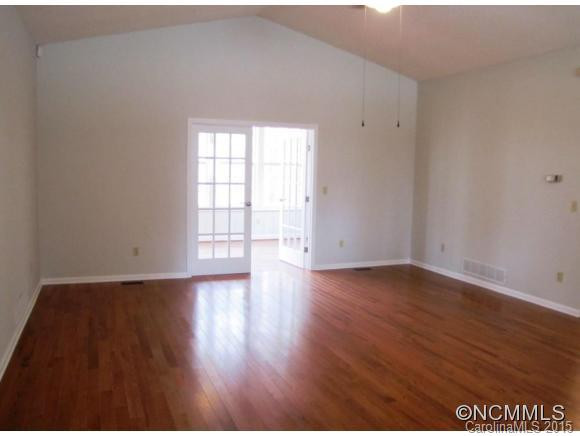 6 Spicewood Court - Photo 3