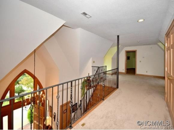 227 MAPLE HILL DRIVE - Photo 15