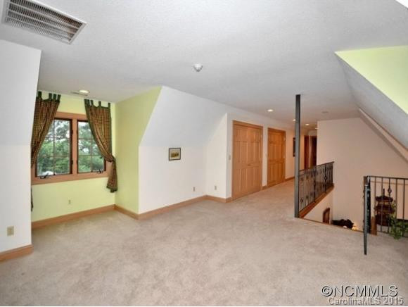 227 MAPLE HILL DRIVE - Photo 16